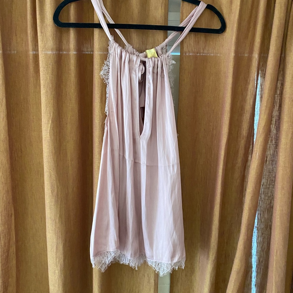 H&M satin lace keyhole cami - NWOT